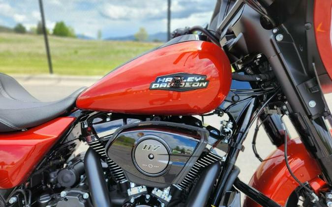 2024 Harley-Davidson Street Glide® Whiskey Fire