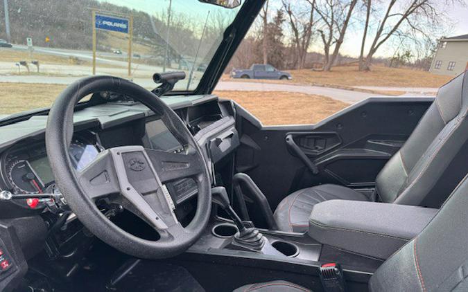 2022 Polaris GENERAL XP 4 1000 Deluxe RIDE COMMAND Edition Matte Ghost White Metallic