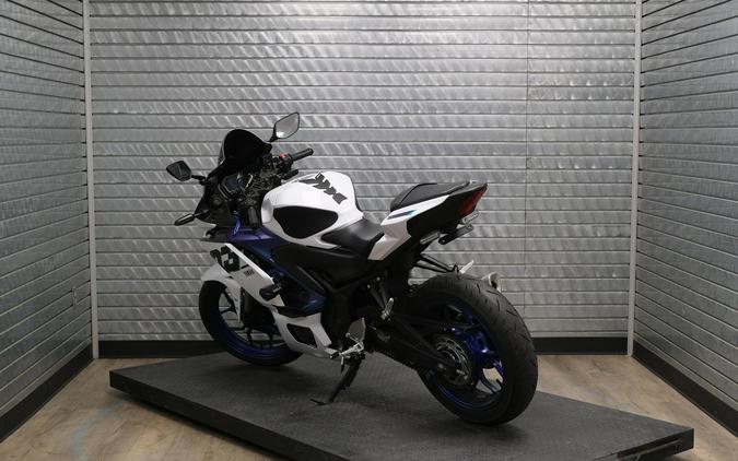 2025 YAMAHA YZF-R3