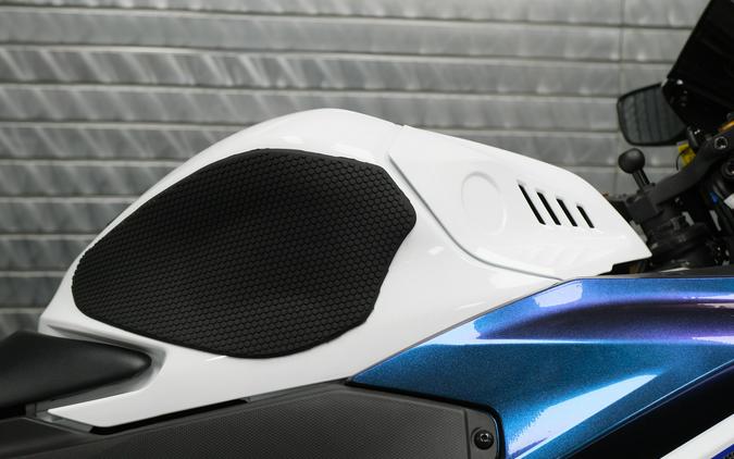 2025 YAMAHA YZF-R3