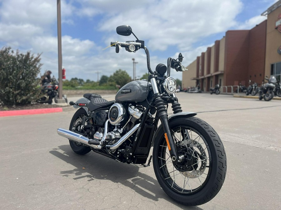 2026 Harley-Davidson® Street Bob® DRK BILIARD GRY