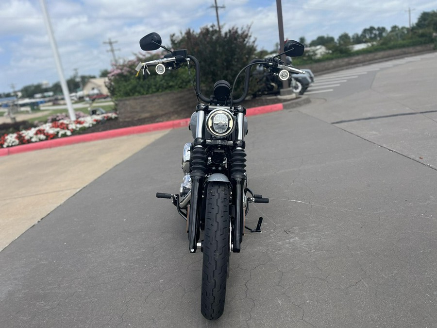 2026 Harley-Davidson® Street Bob® DRK BILIARD GRY