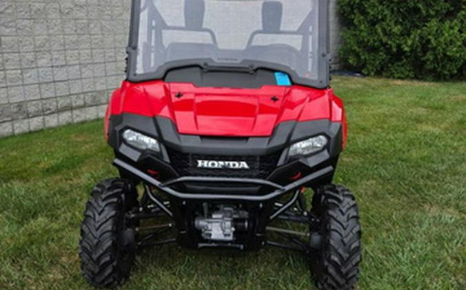 2021 Honda Pioneer 700 Deluxe