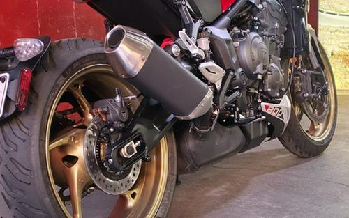 2026 Triumph Trident 800 Ash Grey