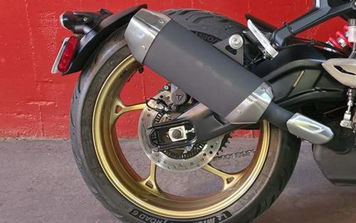 2026 Triumph Trident 800 Ash Grey