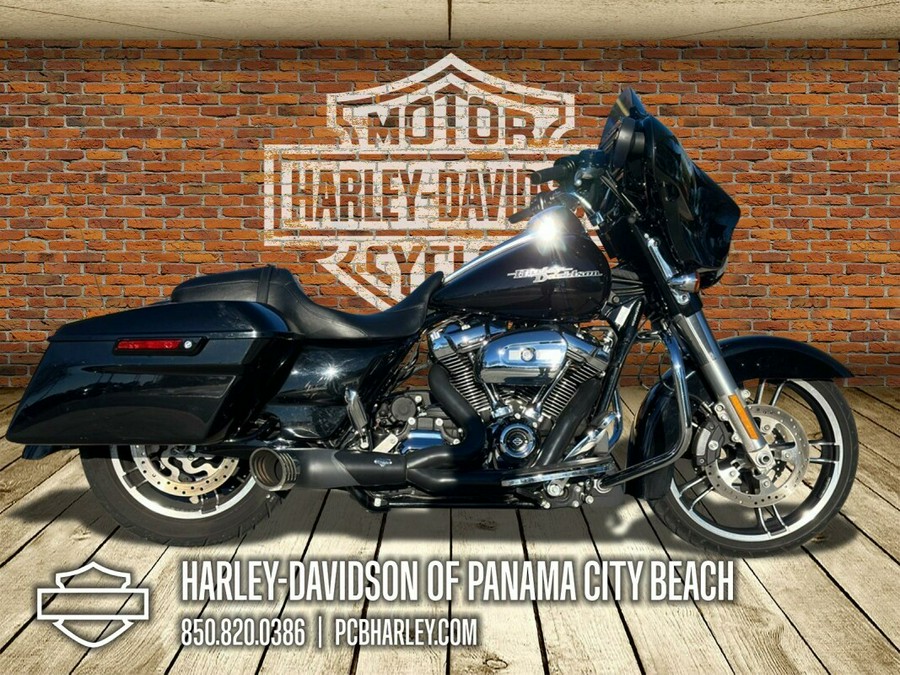 2017 Harley-Davidson Street Glide Special