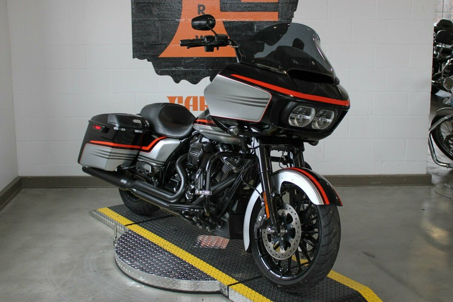 2018 Harley-Davidson Road Glide Special Grand American Touring FLTRXS
