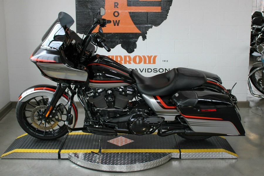 2018 Harley-Davidson Road Glide Special Grand American Touring FLTRXS