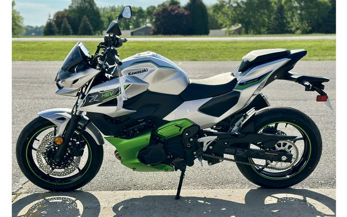 2024 Kawasaki Z7 Hybrid ABS