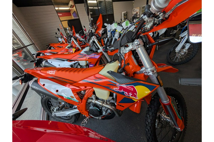 2025 KTM 350EXC-F Champion Edition