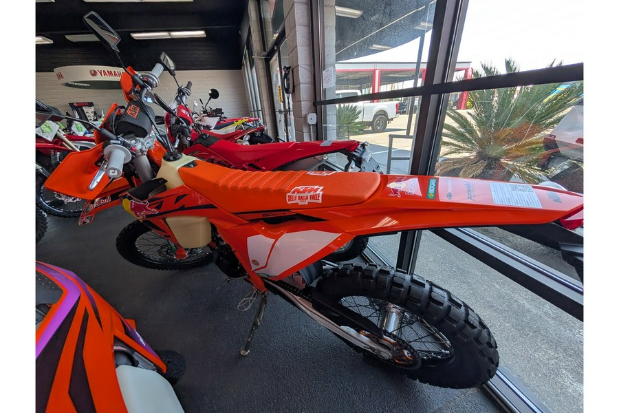 2025 KTM 350EXC-F Champion Edition