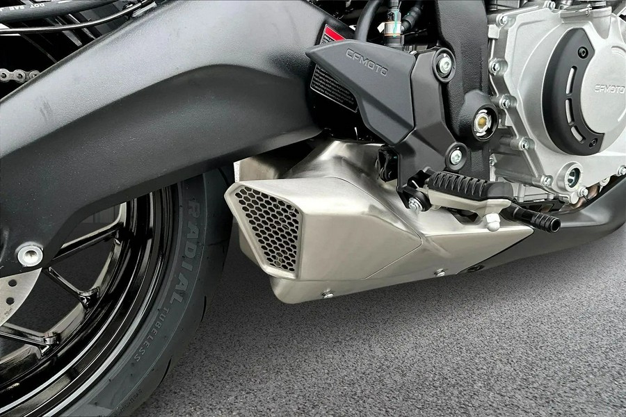 2026 CFMOTO 675NK CF650-11US