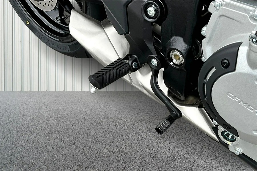 2026 CFMOTO 675NK CF650-11US