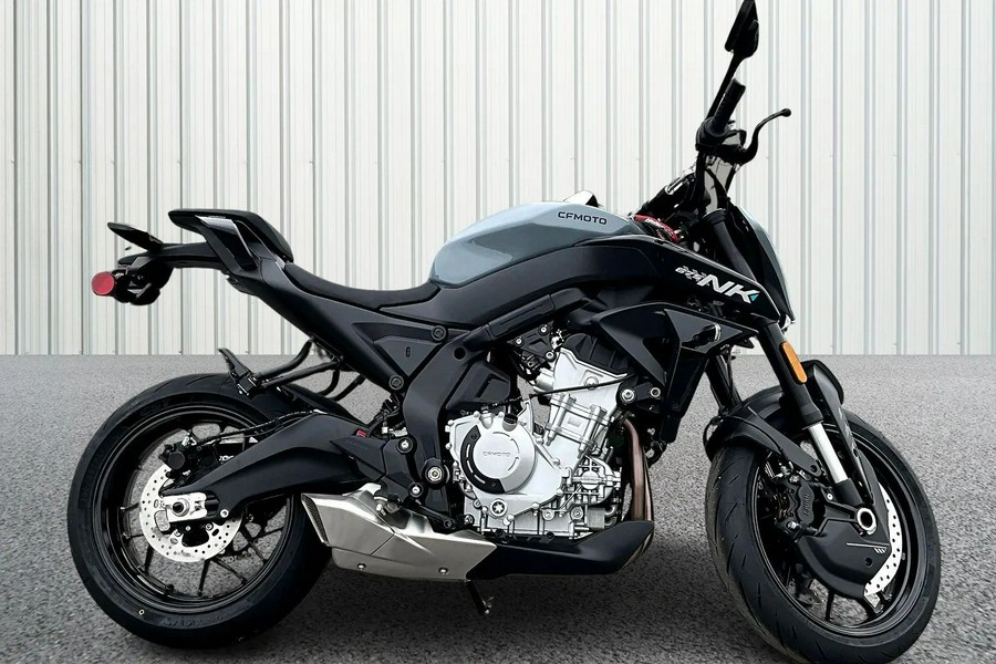 2026 CFMOTO 675NK CF650-11US