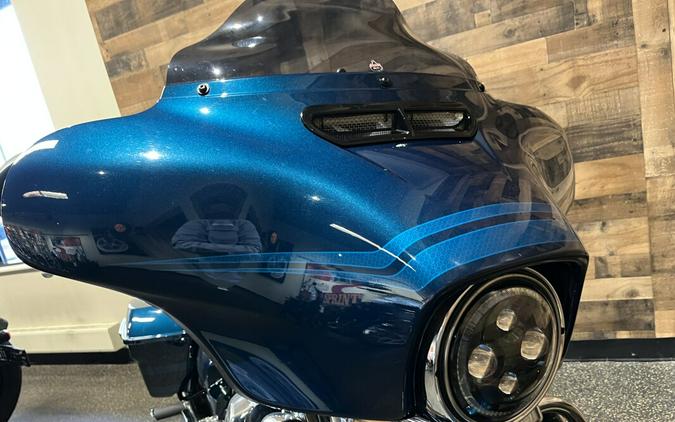 2020 Harley-Davidson® Street Glide® Tahitian Teal FLHX