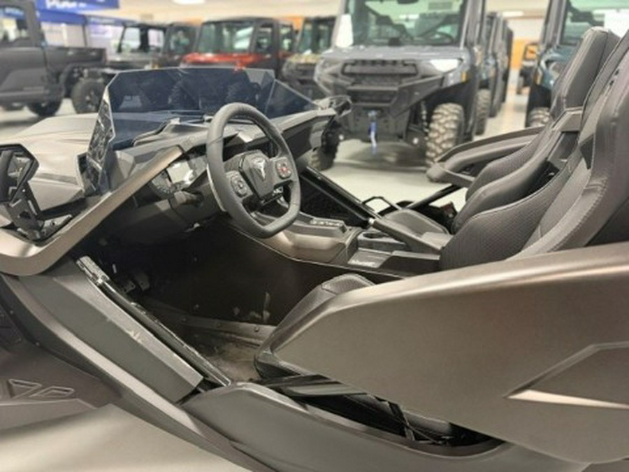 2026 Slingshot Slingshot R - AutoDrive