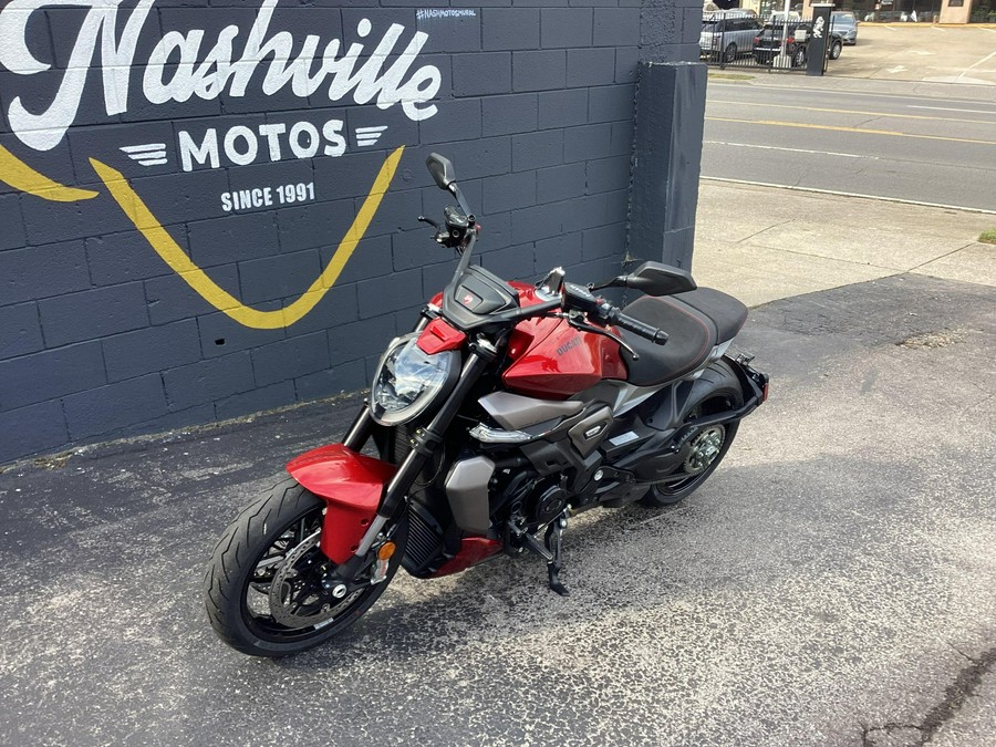 2027 Ducati X DIAVEL V4