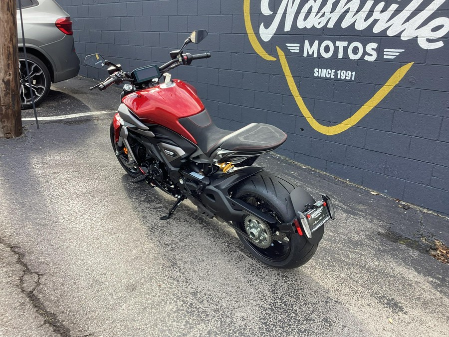 2027 Ducati X DIAVEL V4