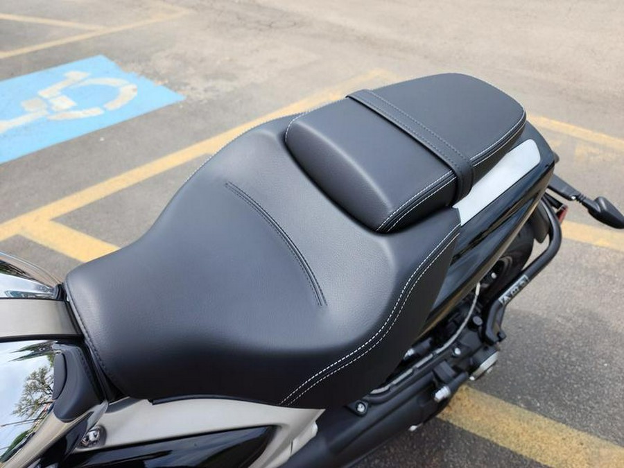 2023 Triumph Rocket 3 R Chrome Edition Jet Black