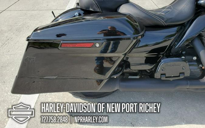 2017 Harley-Davidson® Road Glide® Special