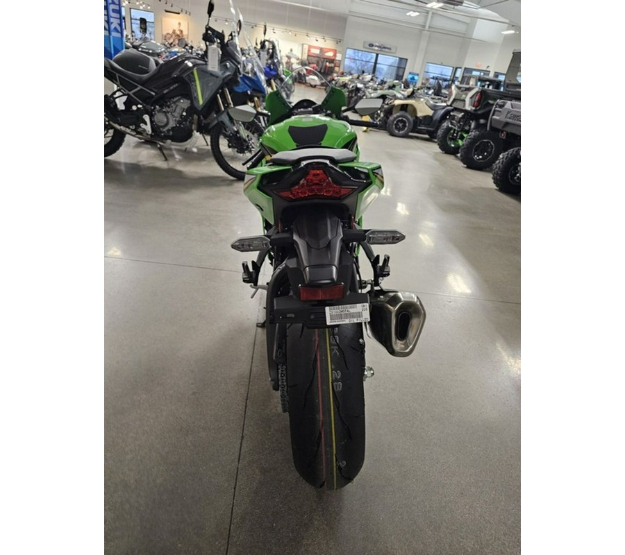 2025 Kawasaki Ninja® ZX™-10R KRT Edition