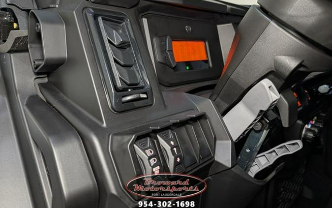 2026 Can-Am Defender Limited HD11