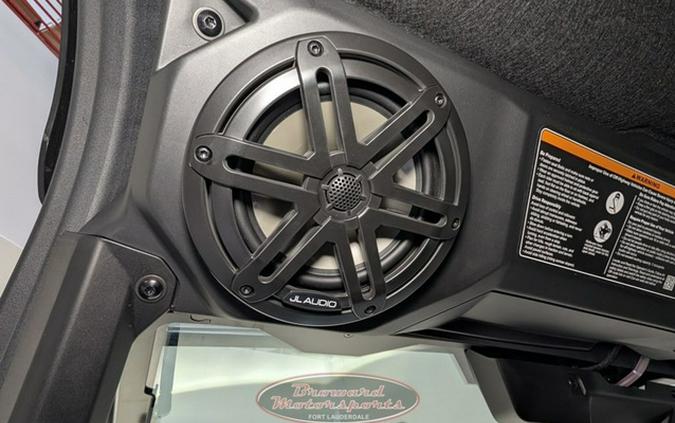 2026 Can-Am Defender Limited HD11