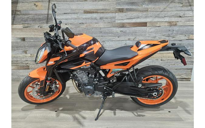 2022 KTM 890 DUKE GP