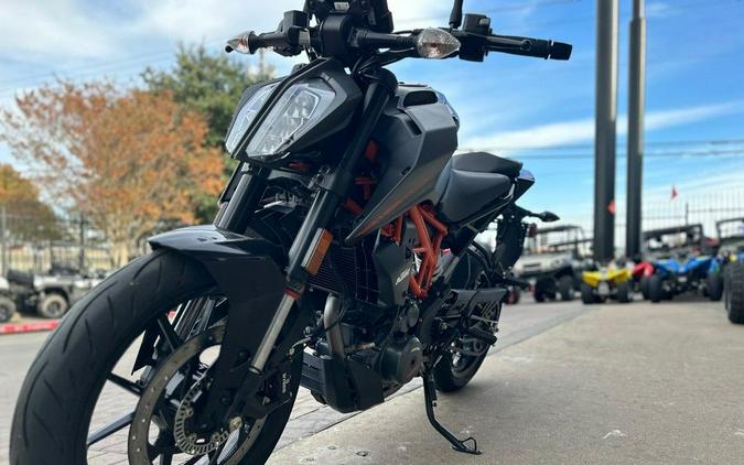 2023 KTM 390 DUKE w/o DRL B.D.