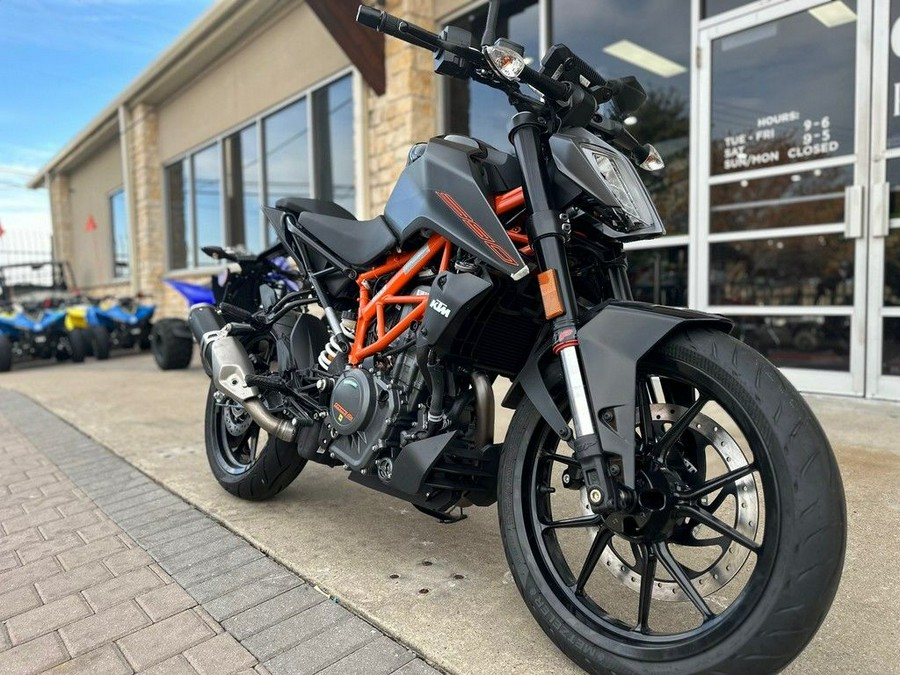 2023 KTM 390 DUKE w/o DRL B.D.