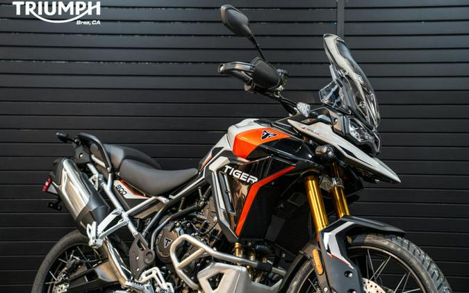 2024 Triumph Tiger 900 Rally Pro Ash Grey / Intense Orange