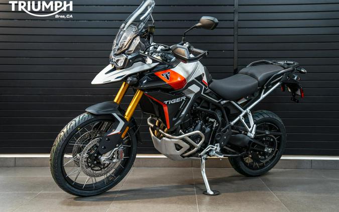 2024 Triumph Tiger 900 Rally Pro Ash Grey / Intense Orange