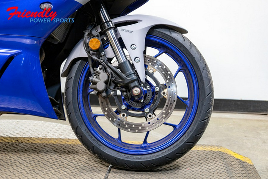 2021 Yamaha YZF R3 R3 Monster Energy Yamaha MotoGP Edition