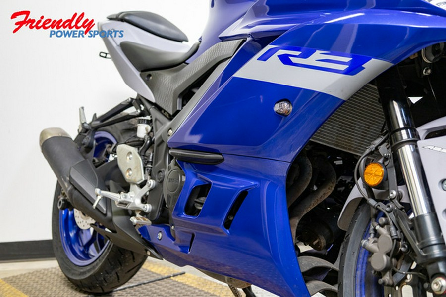 2021 Yamaha YZF R3 R3 Monster Energy Yamaha MotoGP Edition