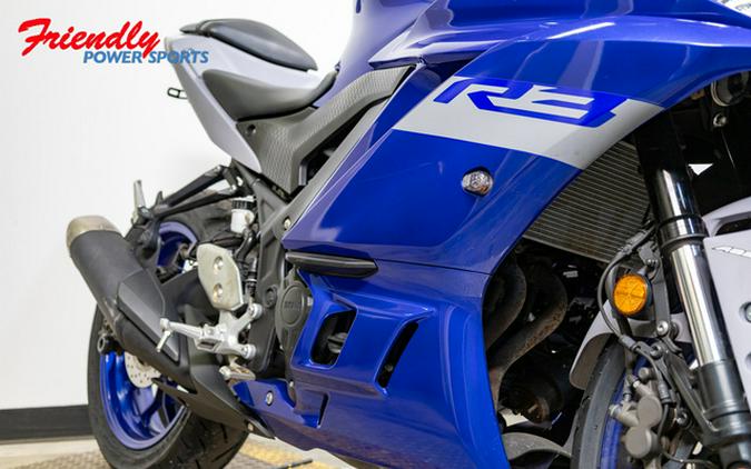2021 Yamaha YZF R3 R3 Monster Energy Yamaha MotoGP Edition