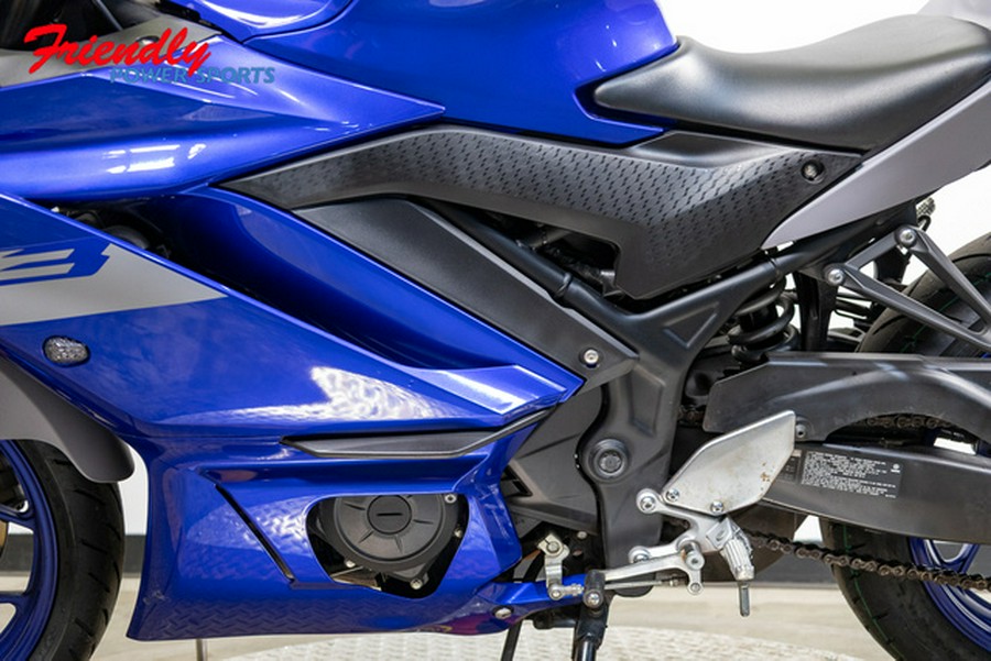 2021 Yamaha YZF R3 R3 Monster Energy Yamaha MotoGP Edition