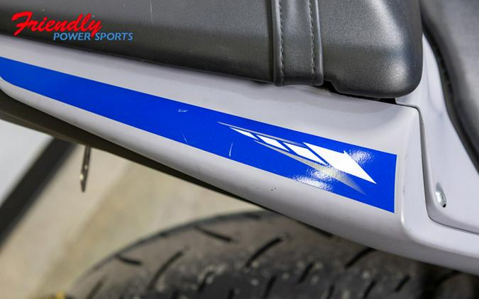 2021 Yamaha YZF R3 R3 Monster Energy Yamaha MotoGP Edition