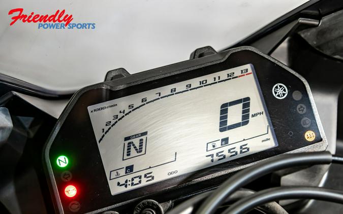 2021 Yamaha YZF R3 R3 Monster Energy Yamaha MotoGP Edition