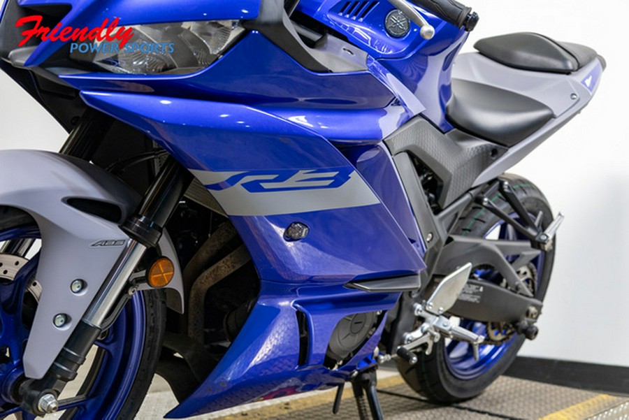 2021 Yamaha YZF R3 R3 Monster Energy Yamaha MotoGP Edition