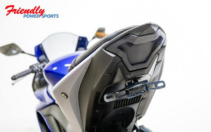 2021 Yamaha YZF R3 R3 Monster Energy Yamaha MotoGP Edition