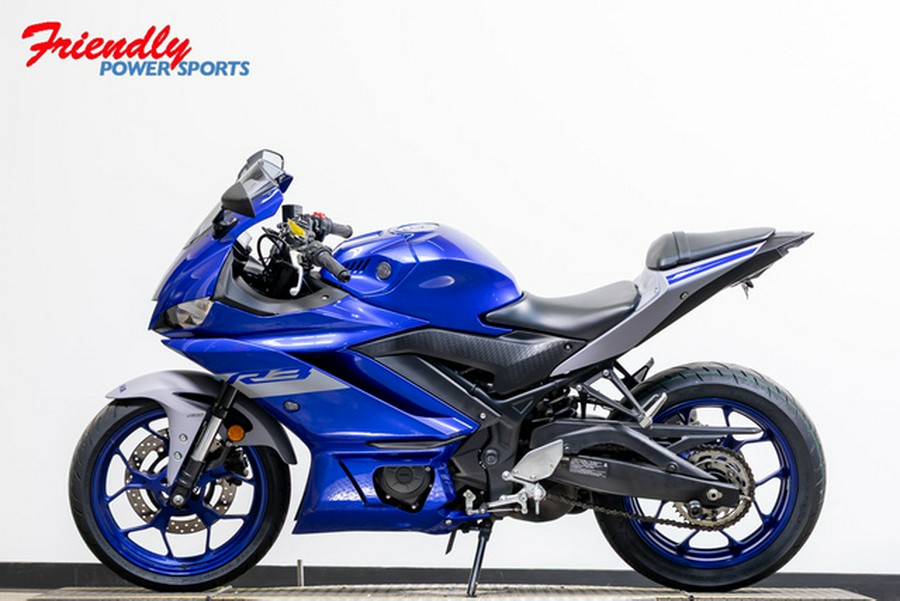 2021 Yamaha YZF R3 R3 Monster Energy Yamaha MotoGP Edition