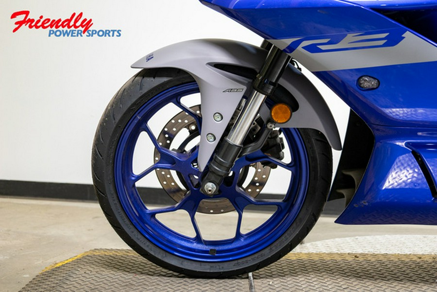 2021 Yamaha YZF R3 R3 Monster Energy Yamaha MotoGP Edition