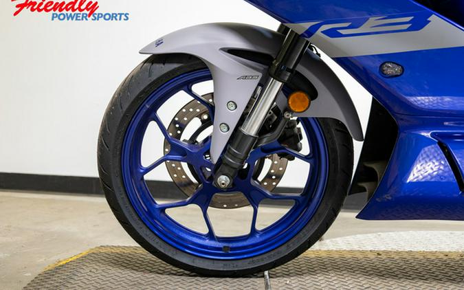 2021 Yamaha YZF R3 R3 Monster Energy Yamaha MotoGP Edition