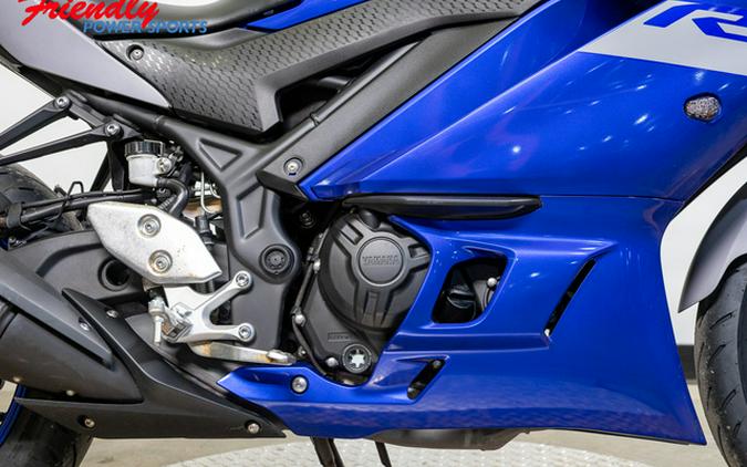 2021 Yamaha YZF R3 R3 Monster Energy Yamaha MotoGP Edition