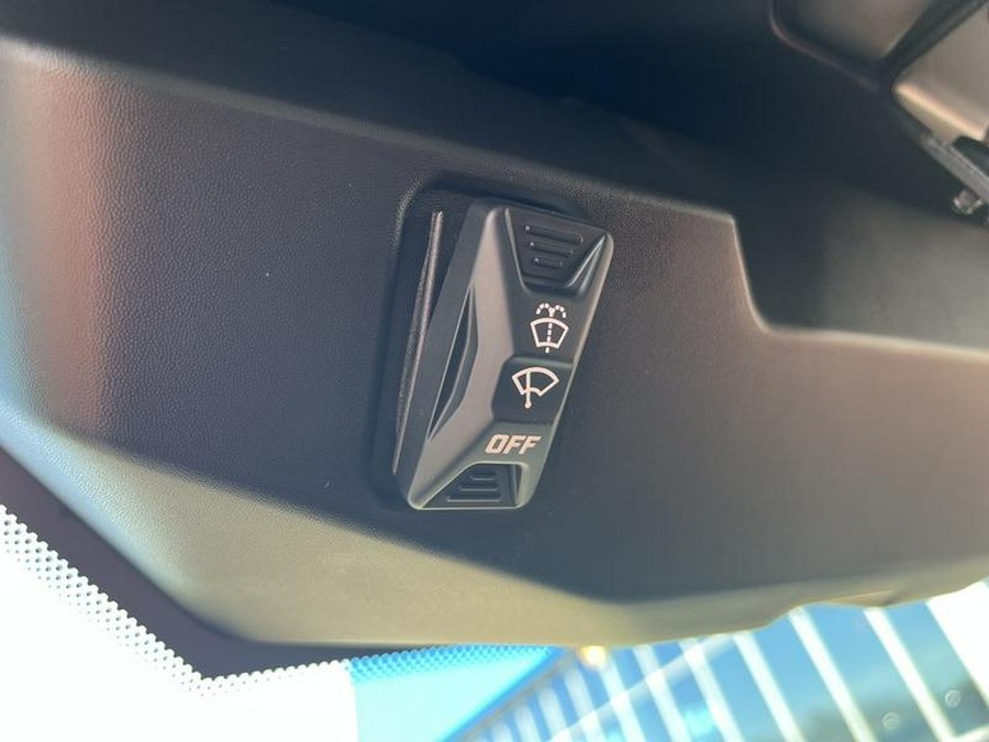 2026 Can-Am® Defender Limited HD11 Desert Tan & Carbon Black