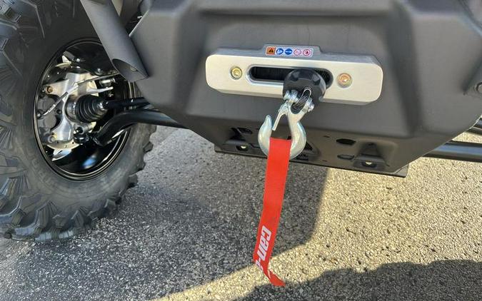 2026 Can-Am® Defender Limited HD11 Desert Tan & Carbon Black