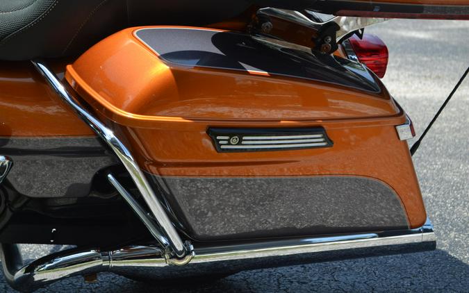 2015 Harley-Davidson® Electra Glide® Ultra Classic® Low - FLHTCUL