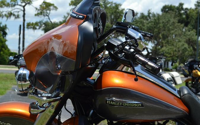 2015 Harley-Davidson® Electra Glide® Ultra Classic® Low - FLHTCUL