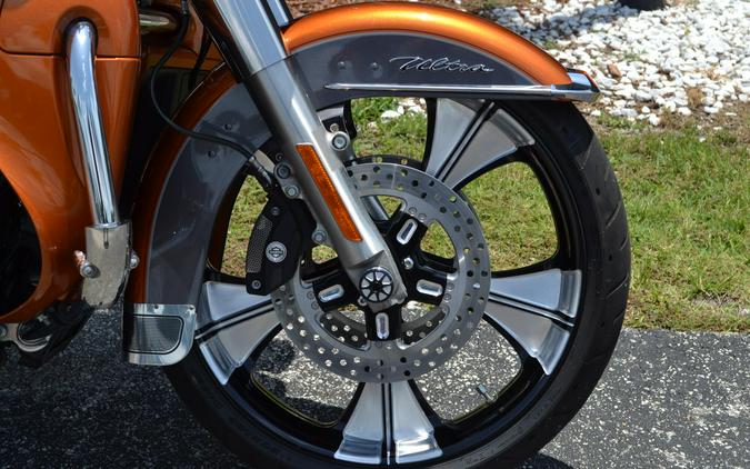 2015 Harley-Davidson® Electra Glide® Ultra Classic® Low - FLHTCUL