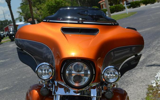 2015 Harley-Davidson® Electra Glide® Ultra Classic® Low - FLHTCUL